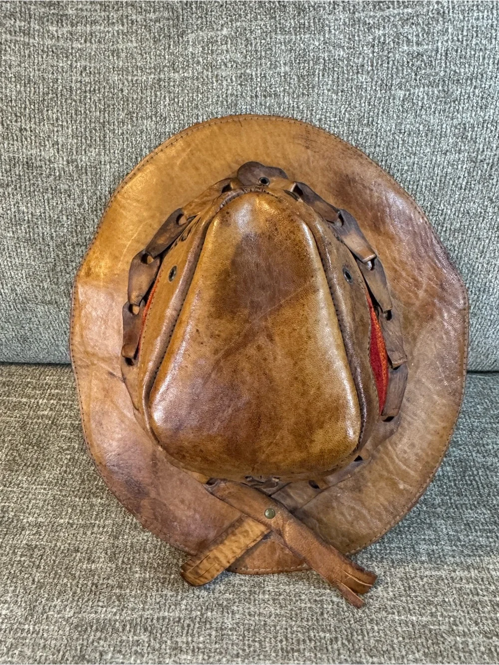 Leather Outback Hat with Red Accent - Size Medium/Large - Picture 8 of 9